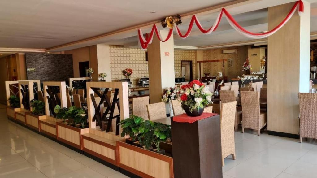 Grand Dian Hotel Slawi Tegal  Exteriör bild